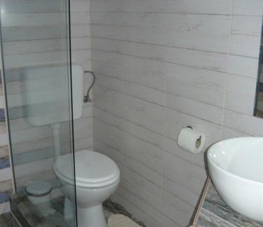 Praid Casa | CASA DE OASPETI LIVIU