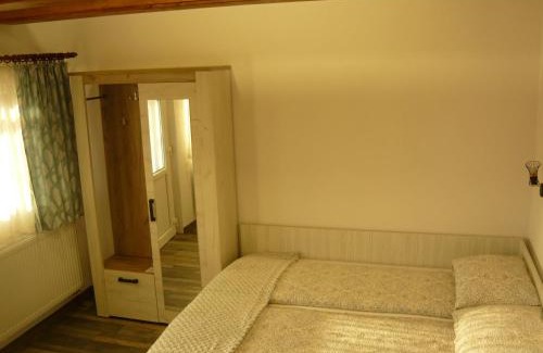 Praid Casa | CASA DE OASPETI LIVIU