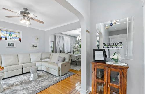North Bergen Casa | Casa de Paz I - Destination to American Dream Mall, NYC, Washington Heights