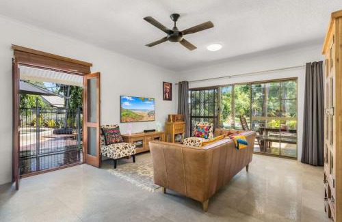 Holloways Beach Apartamento | Casa De Playa - Beach Townhouse