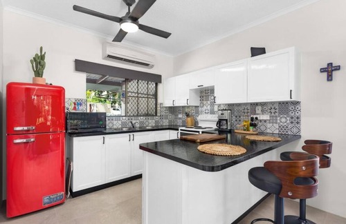 Holloways Beach Apartamento | Casa De Playa - Beach Townhouse