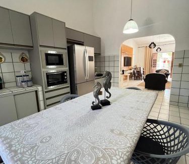Pontal de Serrambi Casa | Casa de praia 3 quartos para 10 pessoas - Praia Ponta de Serrambi