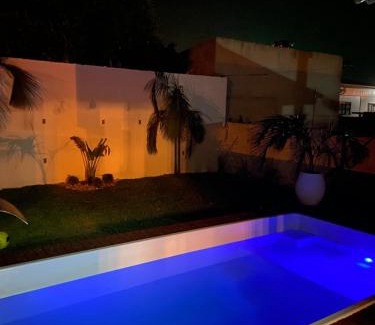 Balneario Arroio do Silva Casa | Casa de Praia, alto padrão, estilo industrial, 50 metros do mar.