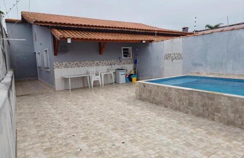 Mongagua Casa | Casa de praia com piscina