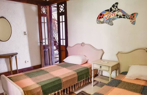 Ilhabela Casa | Casa de Praia em Condomínio Fechado com Churrasqueira e Piscina à Beira mar