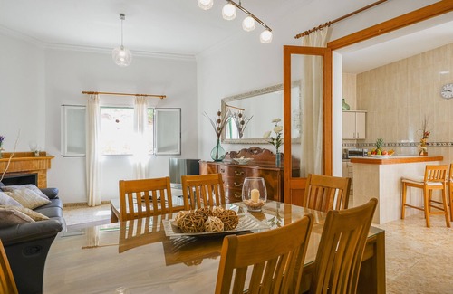Ariany Chalet De Esquí | Casa de Pueblo Ribot