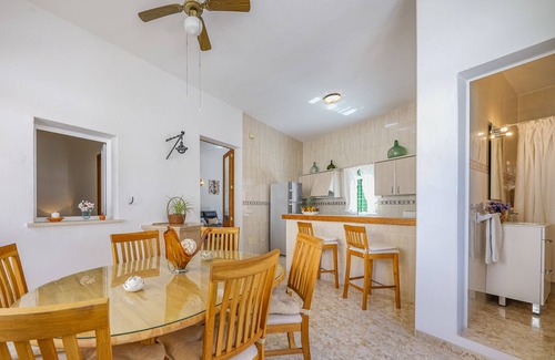 Ariany Chalet De Esquí | Casa de Pueblo Ribot