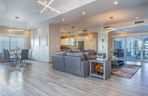 La Choya Casa | Casa de Sonrisa - Splendid Laguna Shores Home