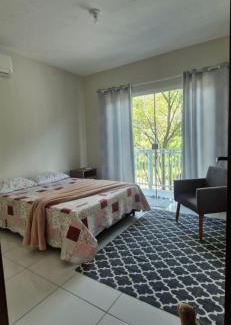 Rio Pequeno Casa | Casa de Temporada 3 quartos em Camboriú Perfeita para Grupos e Famílias