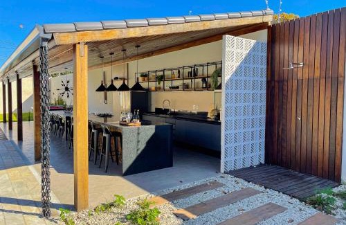 Resende Casa | Casa de Temporada com Piscina , Sauna e Jacuzzi