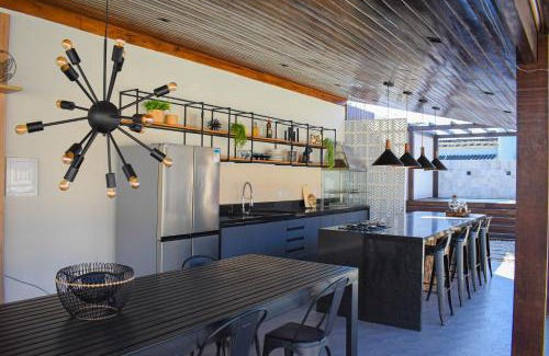 Resende Casa | Casa de Temporada com Piscina , Sauna e Jacuzzi