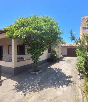 Praia da Vila Casa | Casa de Temporada - Solar Guest House