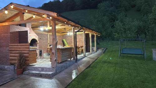 Banita Casa | Casa de vacanță Edya
