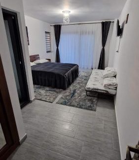 Novaci Casa | Casa de vacanta Larisa