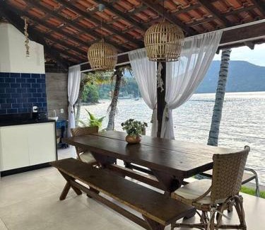 Ilha Grande Casa | Casa de veraneio com deck em Passa Terra, Ilha Grande