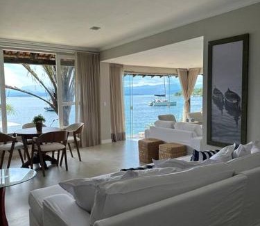 Ilha Grande Casa | Casa de veraneio com deck em Passa Terra, Ilha Grande
