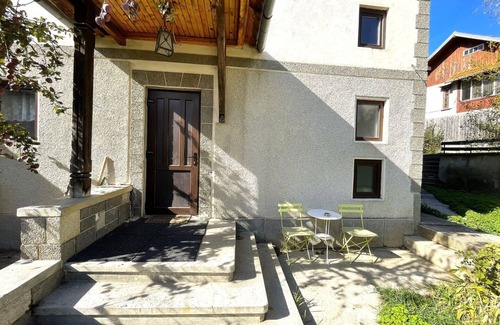 Sinaia Casa | Casa de vis in zona Peles