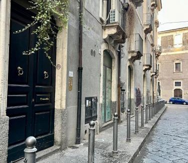 Catania City Centre Apartamento | Casa degli Artisti, a spacious apartment in the center