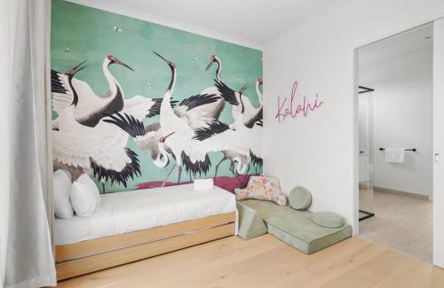Bellbrae Casa | Casa del Candelabra - Light-Filled Luxury Retreat Minutes from Town