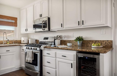 Silver Lakes Country Club Apartamento | Casa Del Lago + Private Lakefront Boat Dock + SPA + A/C