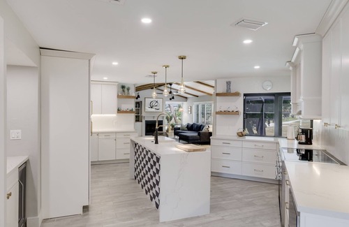 Beachview Country Club Estates Casa | Casa Del Mar- Gorgeous Villa with Heated Pool
