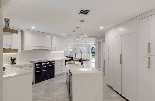 Beachview Country Club Estates Casa | Casa Del Mar- Gorgeous Villa with Heated Pool