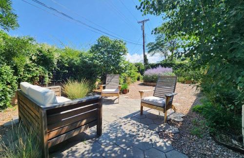 Santa Fe Casa | Casa Del Mar- King Bed - Patio -Railyard - 3BR