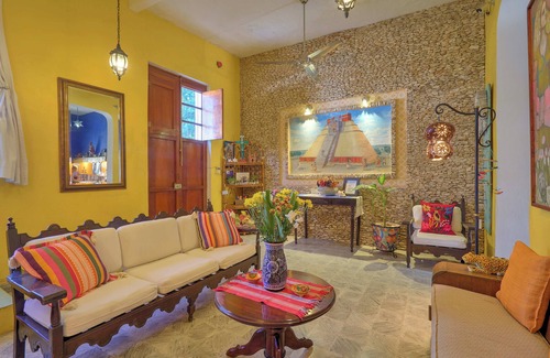 Centro Cama Y Desayuno | Casa Del Maya Bed & Breakfast
