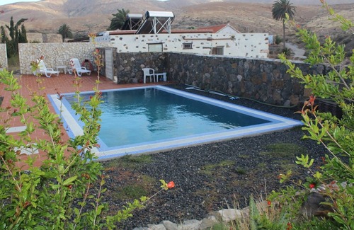 Valle de Santa Ines Cabaña | casa del Valle con piscina privada, WiFi Gratis, BBQ ideal familias