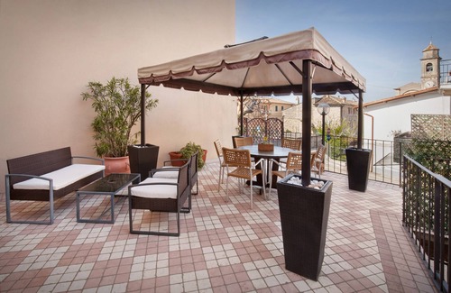 Albisano Apartamento | Casa Delle Stelle with Terrace