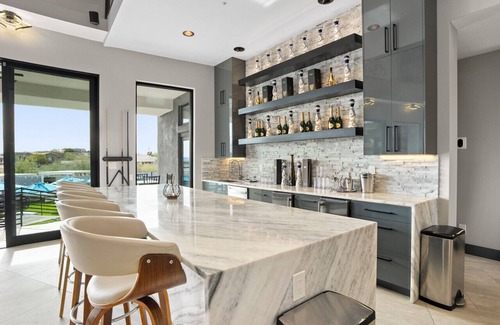 Paradise Valley Casa | Casa Desnuda 7 BR 8 King Beds