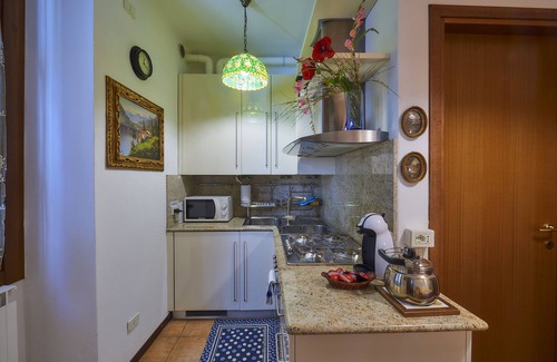 Varenna Apartamento | "CASA DI MEZZO" centro Varenna, lago de COMO hermoso según lo escrito por Rick Steves