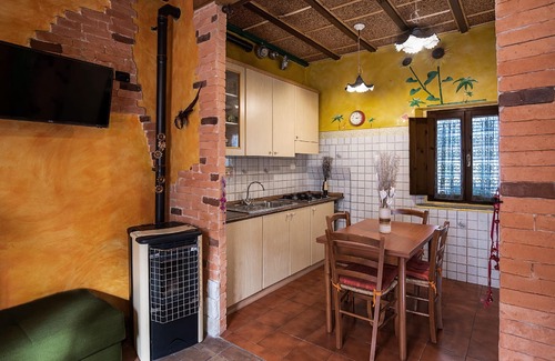Poggibonsi Apartamento | Casa di Pierina: tu sala de estar en Colori. Enogastronomía y Romanticismo