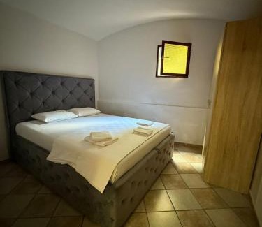 Kotor Old Town Apartamento | Casa Di Porto