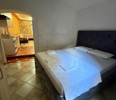 Kotor Old Town Apartamento | Casa Di Porto