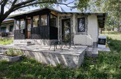 Jugureni Cabina | Casa din sat