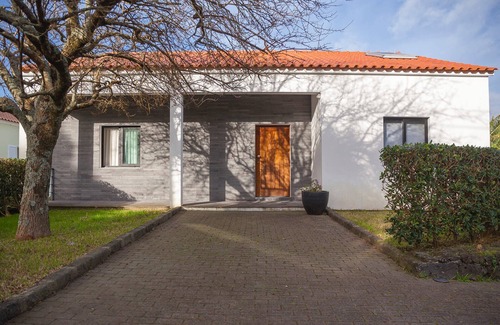 Ponta Delgada Villa | CASA DO ÁCER by Azores HomeMade