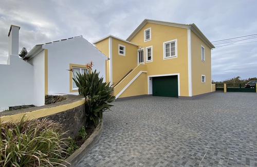 Praia da Vitoria Casa | Casa do Caminho