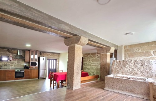 Ponte da Barca Cabaña | Casa do Carvalhal | Ermida | Parque Nacional de Peneda-Gerês