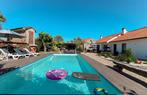 Cardielos Casa | Casa do Casal - Country House with Swimming Pool