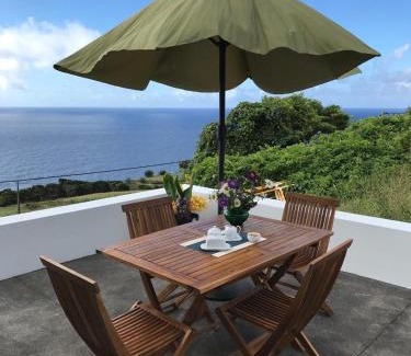 Lajes do Pico Casa | Casa do Grotão - Turismo no Espaço Rural - Alojamento Rural