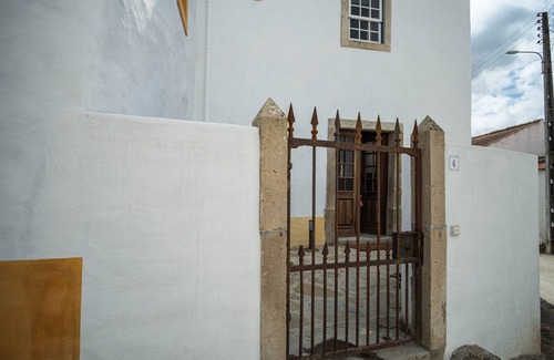 Carvalhal Benfeito Casa | Casa do Largo - Bed & Breakfast Basket