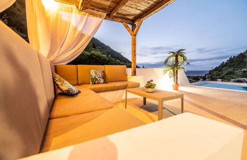 Faial Da Terra Cabaña | Casa do Outeiro en una zona rural.