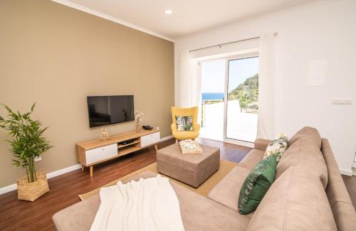 Faial Da Terra Casa | Casa do Outeiro with Heated Pool 30C