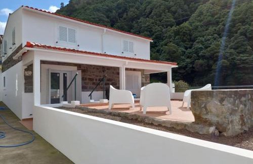 Faial Da Terra Casa | Casa do sanguinho