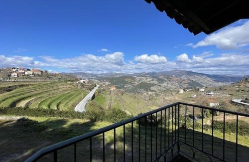 Sao Martinho de Mouros Chalet De Esquí | Casa do Vale - Douro Valley Cottage