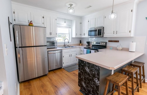 Colington Harbour Casa | Casa Domingo📍Outer Banks 🏡Entire Beach Home📈Community Pool and Pet Friendly!