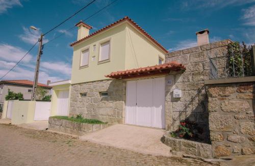 Rates Casa | Casa Dona Ermelinda - Silêncio - Conforto - Natureza
