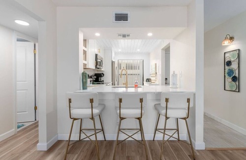 Casa del Mar Apartamento | Casa E-106 Bay View Ground Floor Fully Updated!