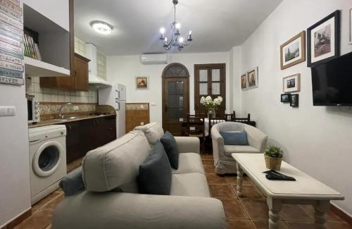 Benamahoma Casa | CASA EL CALLEJON DE BENAMAHOMA
